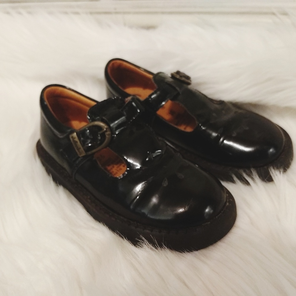 Elefanten Girls Black Dress Shoes size 9 Wide